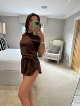 Load image into Gallery viewer, Terri Set - Carafe Brown IN STOCK