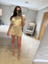 Load image into Gallery viewer, VENETIAN ~ JACKET POST
