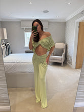 Load image into Gallery viewer, Umi Set ~ Pistachio POST DATE 12th June

