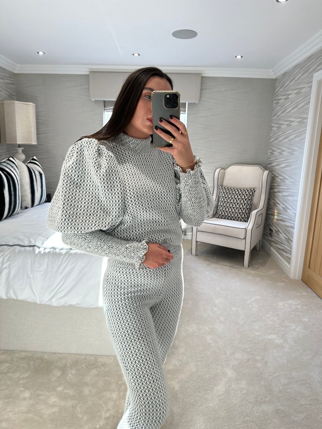 Piper Set  - Geometric Print Post Date JANUARY