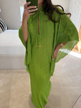 Load image into Gallery viewer, Resort Kaftan ~ Kiwi POST DATE 20.8.26
