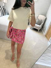 Load image into Gallery viewer, TEE &amp; TIE DRESS - Cream &amp; Petal Print POST DATE 13.8.26
