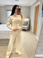 Load image into Gallery viewer, Carlotta Set - CREAM  - Post Date February
